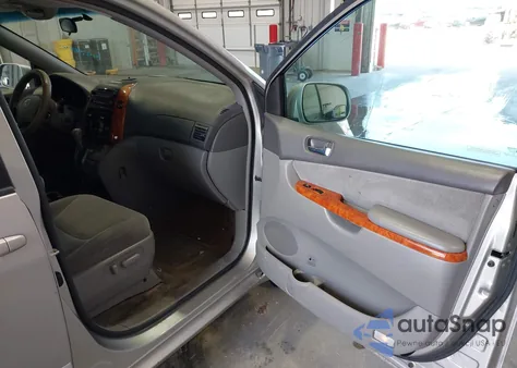 2007 Toyota Sienna Xle/Xle Limited from USA, damaged, VIN 5TDZK22C67S062210